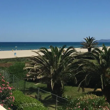 Apartment Superbe A En Roussilon Avec Vue Sur Et Montagne