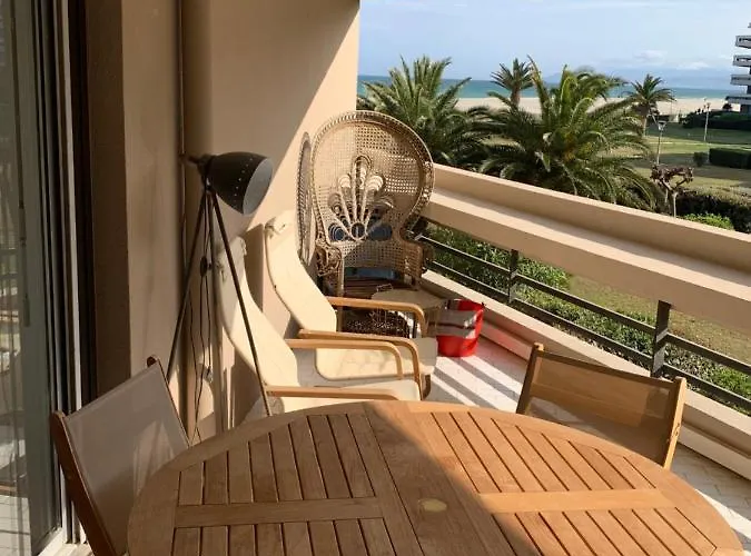 Superbe A En Roussilon Avec Vue Sur Et Montagne Canet-en-Roussillon
